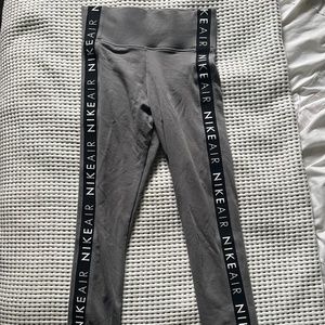 Nike leggings